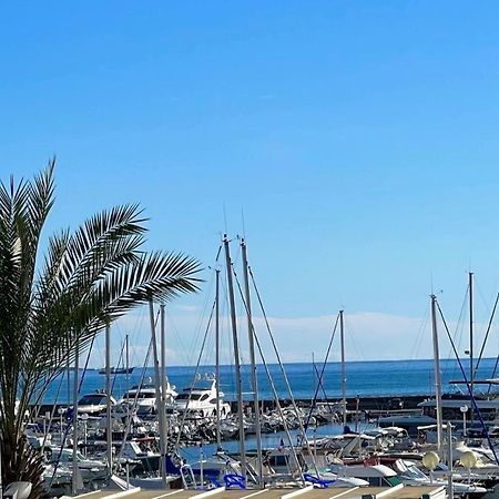 Seafront - Beautiful Flat With Aircon And Comfortable Loggia Vallauris Luaran gambar