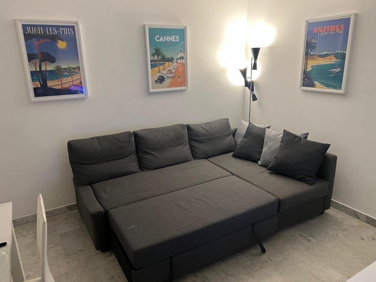 Seafront - Beautiful Flat With Aircon And Comfortable Loggia Vallauris Luaran gambar