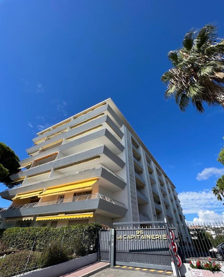 Seafront - Beautiful Flat With Aircon And Comfortable Loggia Vallauris Luaran gambar