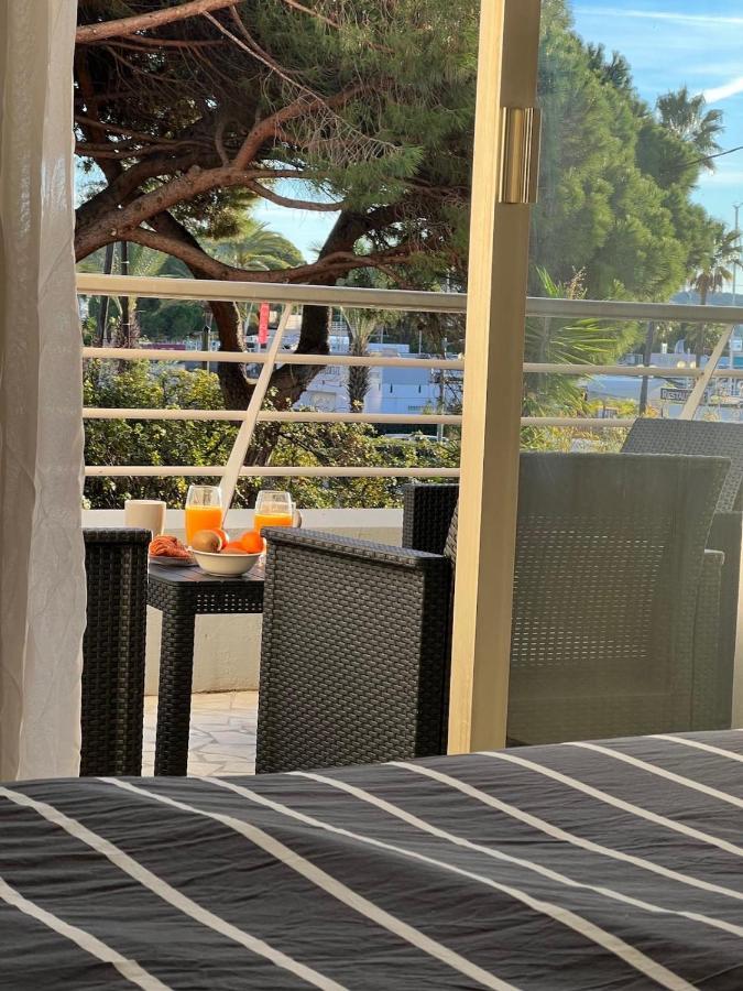Seafront - Beautiful Flat With Aircon And Comfortable Loggia Vallauris Luaran gambar