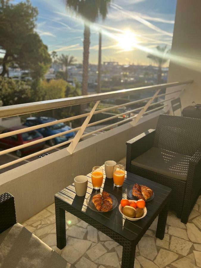 Seafront - Beautiful Flat With Aircon And Comfortable Loggia Vallauris Luaran gambar